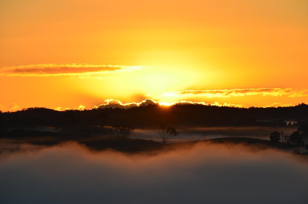 Bed and Breakfast Tinaroo Sunset Retreat Barrine Exterior foto